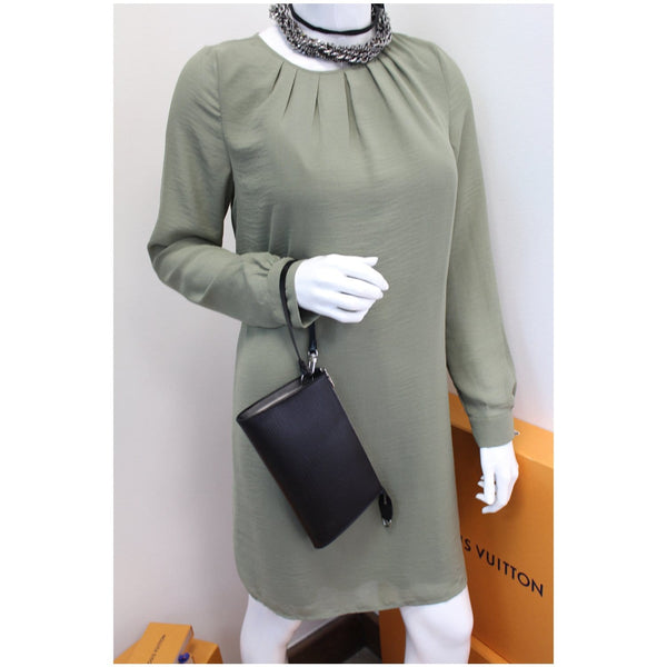 LOUIS VUITTON Pochette Accessoires Epi Leather Pouch Black