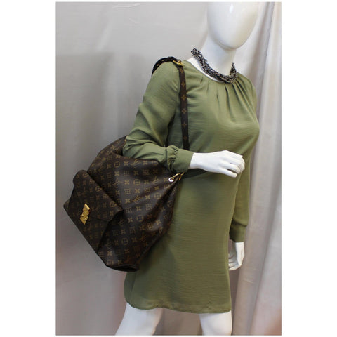LOUIS VUITTON Metis Hobo Monogram Canvas Shoulder Bag Brown