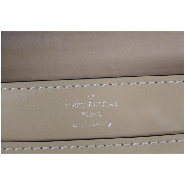 LOUIS VUITTON Louise Patent Leather Long Wallet Nude