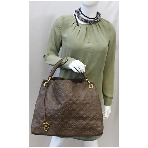 Louis Vuitton Artsy MM Empreinte Leather Handbag