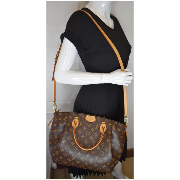 Lv Turenne MM Monogram Canvas shoulder bag