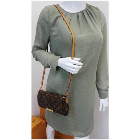 Louis Vuitton Favorite PM Monogram Canvas Shoulder Bag