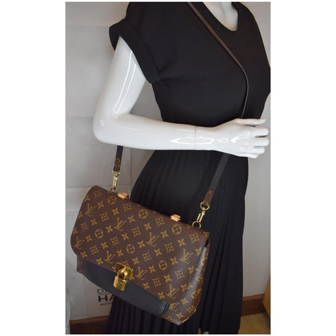 LOUIS VUITTON Marignan Monogram Canvas Messenger Shoulder Bag Brown