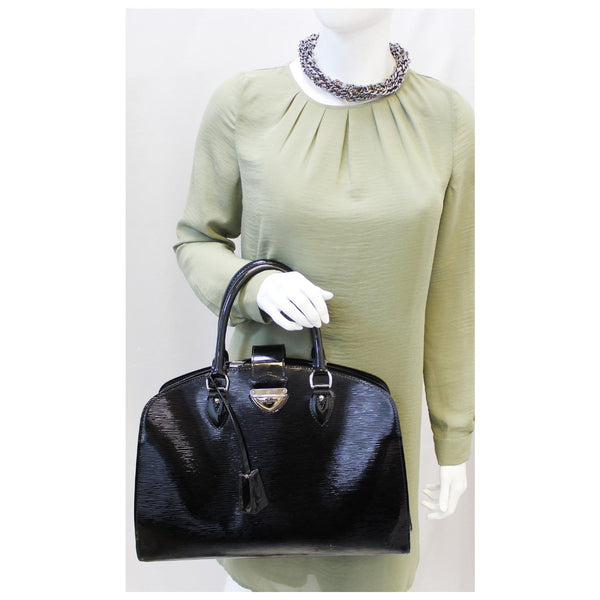 LOUIS VUITTON Black Epi Leather Pont-Neuf GM Satchel Bag