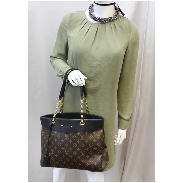 Model Lv Pallas Chain Shopper Bag Monogram Canvas