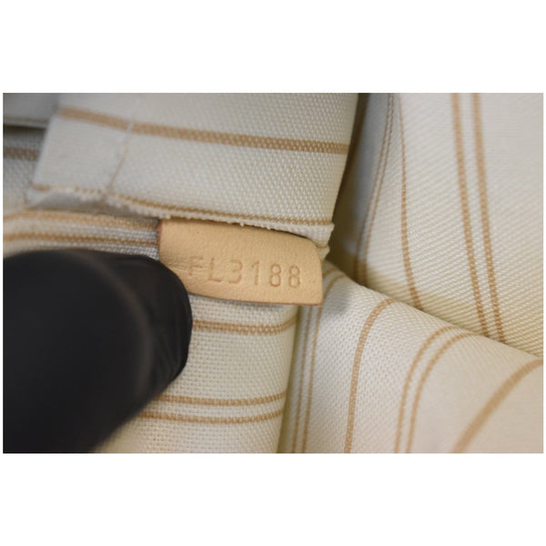 LOUIS VUITTON Pochette Wristlet Pouch Damier Azur Neverfull MM White