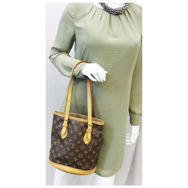 LOUIS VUITTON Bucket PM Monogram Canvas Shoulder Bag