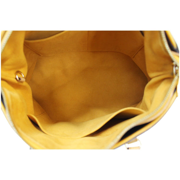 roomy interior lv Pallas 2Way shoulder bag