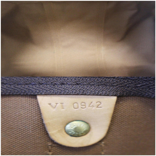 Louis Vuitton Keepall 55 Bandouliere Travel Bag - interior