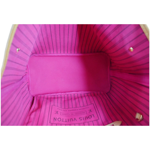 LOUIS VUITTON Bay Neverfull MM Monogram Canvas Tote Bag Fuchsia