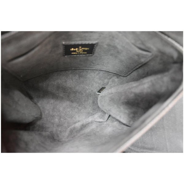 LOUIS VUITTON Locky BB Epi Leather Crossbody Bag Black