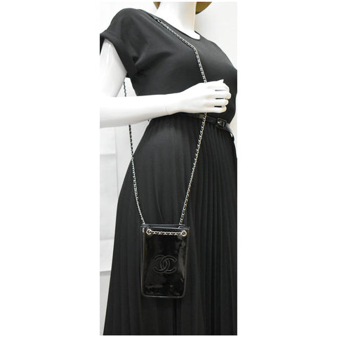 CHANEL O-Phone Holder Patent Leather Crossbody Bag Black