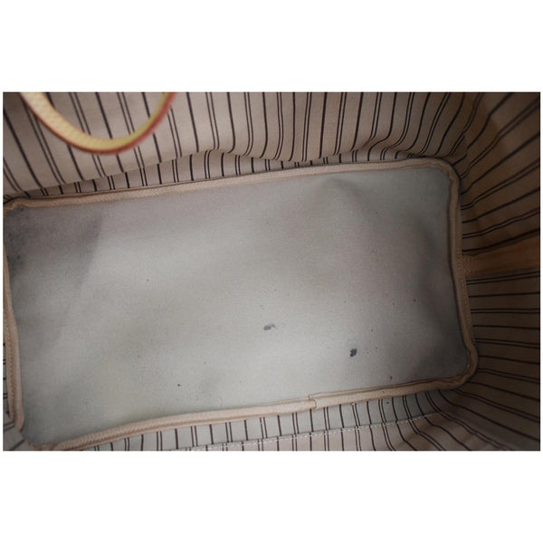 Louis Vuitton Neverfull GM Monogram Canvas Tote Bag inside view