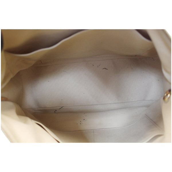 Louis Vuitton Siracusa GM Damier Azur bag interior