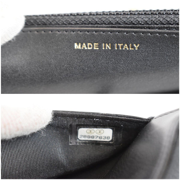 Chanel Pearl Wallet On Chain handbag made in Italy