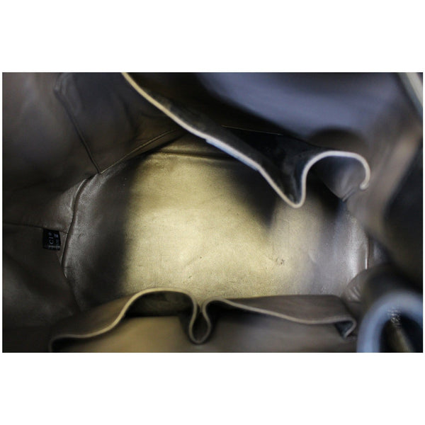 Gucci Miss Bamboo Leather Bucket Handbag - interior