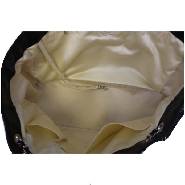 Chanel Tote Bag East West Large Lambskin Leather - interior