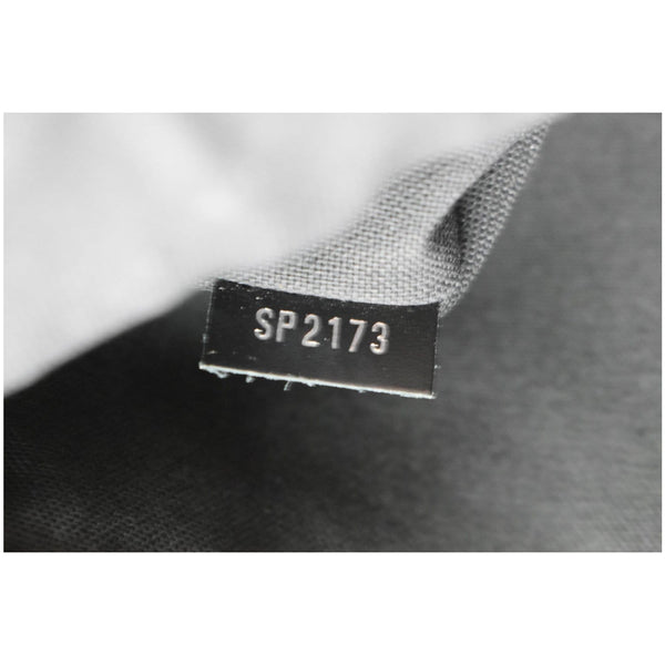 LOUIS VUITTON District GM Damier Graphite Messenger Crossbody Bag Black