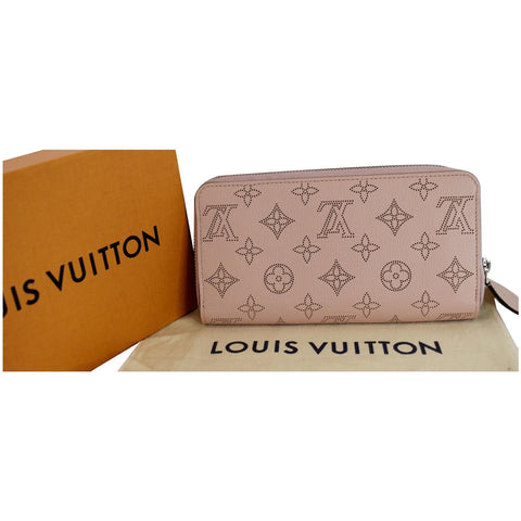 LOUIS VUITTON Mahina Leather Zippy Wallet Magnolia