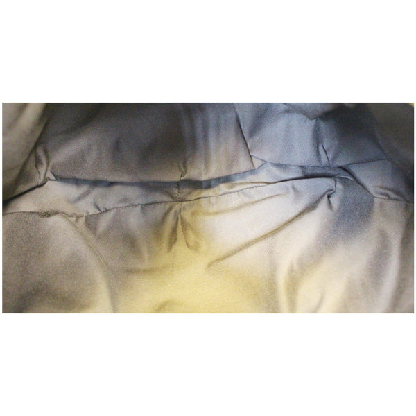 Gucci Interlocking G Medium GG Canvas Hobo Bag - interior