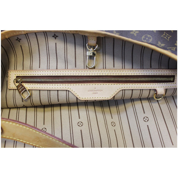 LOUIS VUITTON Delightful GM Monogram Canvas Shoulder Bag