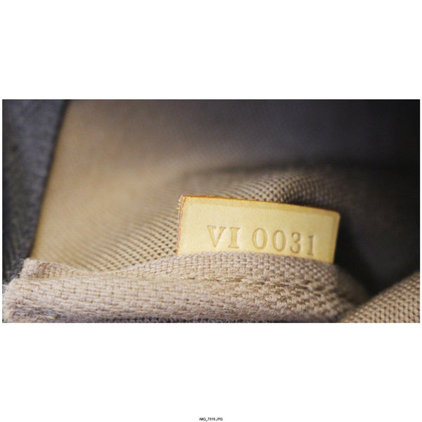 LOUIS VUITTON Pochette Accessoires Monogram Canvas Pouch Bag-US