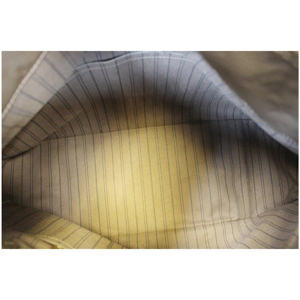 Interior Lv Artsy MM Empreinte Leather Shoulder Bag