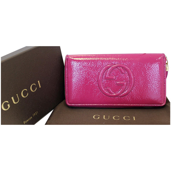 GUCCI Soho Interlocking G Leather Zip Around Wallet Fuchsia-US