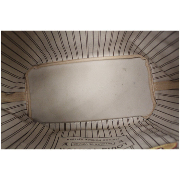 lv Neverfull MM Monogram Canvas Bag Inside View