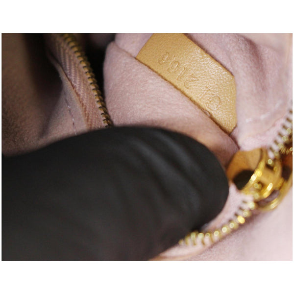 bottom look LV Girolata Damier Azur bag code