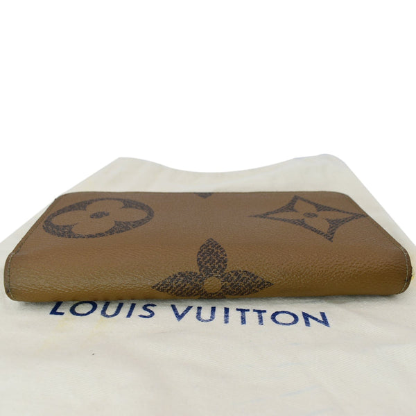 LOUIS VUITTON Giant Monogram Reverse Zippy Wallet Brown
