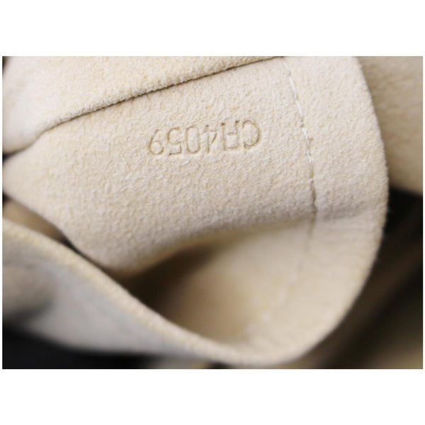 Louis Vuitton Artsy MM Monogram Canvas Bag code