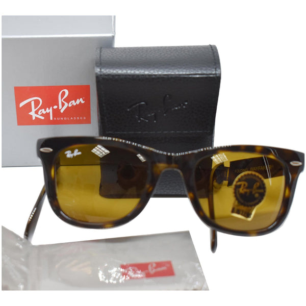 Ray-Ban Wayfarer Folding Sunglasses Gradient Lens