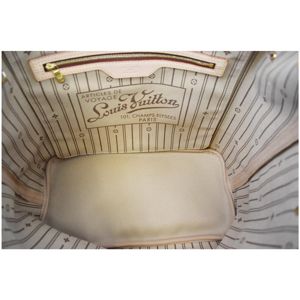 Louis Vuitton Neverfull MM Monogram Canvas Shoulder Bag - deep interior