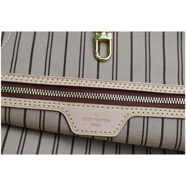 LOUIS VUITTON Neverfull MM Monogram Canvas Tote Bag Brown