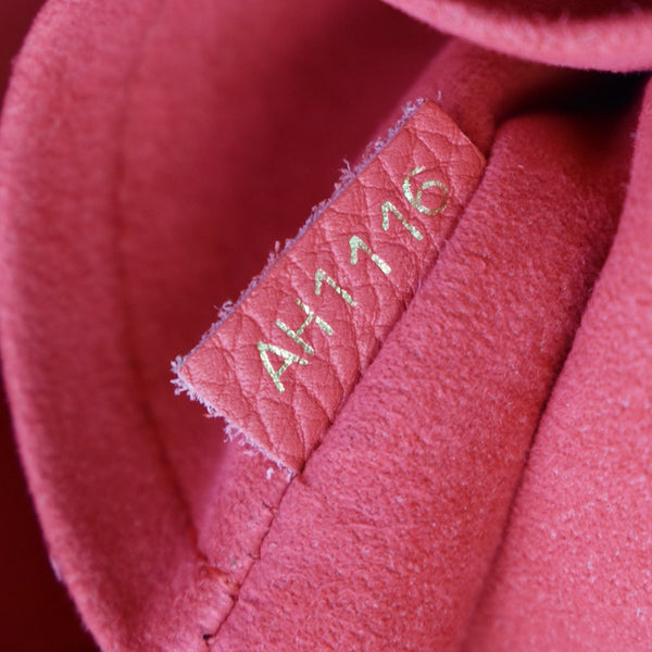 LOUIS VUITTON Retiro NM Monogram Canvas 2Way Shoulder Bag Red