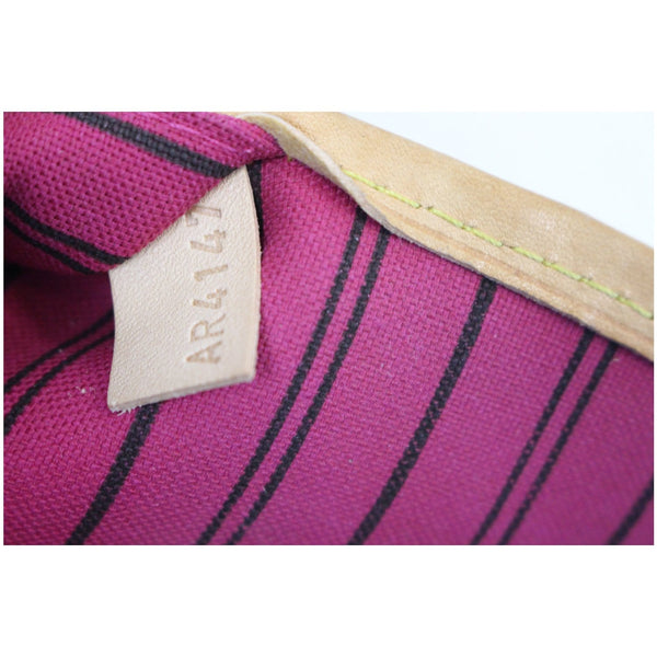 LOUIS VUITTON Monogram Canvas Neverfull MM Tote Bag Fuchsia-US