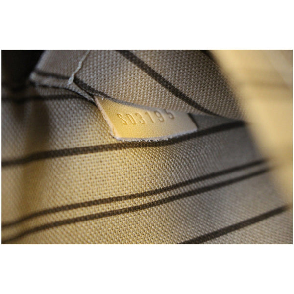 LOUIS VUITTON Monogram Canvas Pochette Wristlet Pouch Neverfull MM