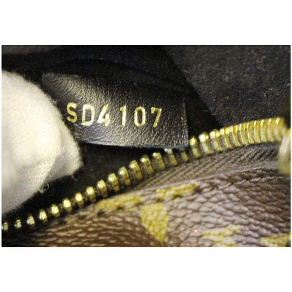 LOUIS VUITTON NeoNoe Monogram Canvas Shoulder Bag Black