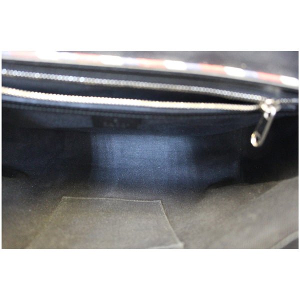 Gucci Messenger Bag Night Courrier GG Supreme Flap - interior