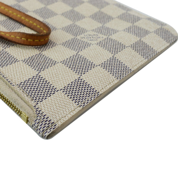 LOUIS VUITTON Neverfull Damier Azur Pochette Wristlet Pouch White