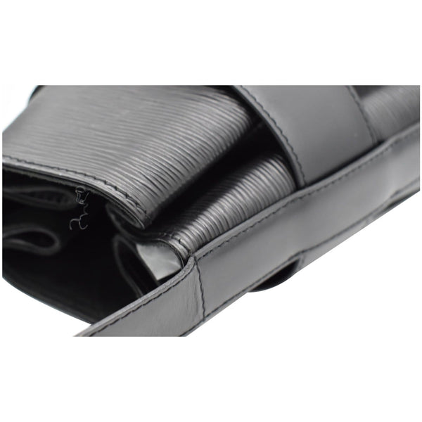 LOUIS VUITTON Sac D'Epaule PM Epi Leather Bucket Bag Black