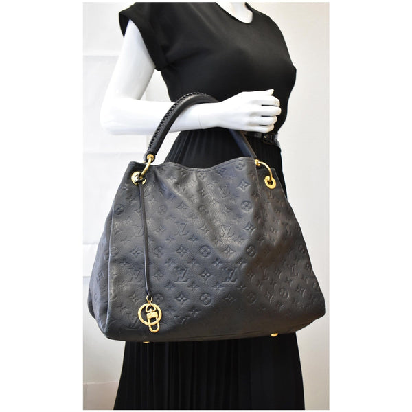 LOUIS VUITTON Artsy MM Empreinte Leather Shoulder Bag Black