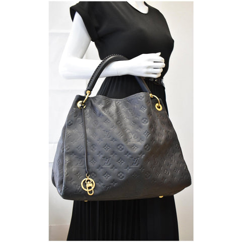 LOUIS VUITTON Artsy MM Empreinte Leather Shoulder Bag Black