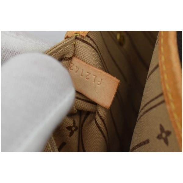 LOUIS VUITTON Neverfull GM Monogram Canvas Tote Bag Brown