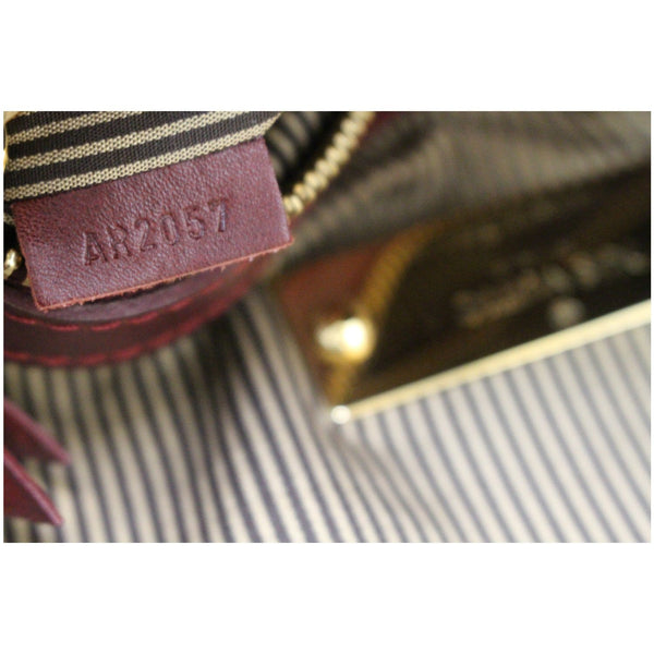 bag code lv Bequia Porte Document Monogram Tote