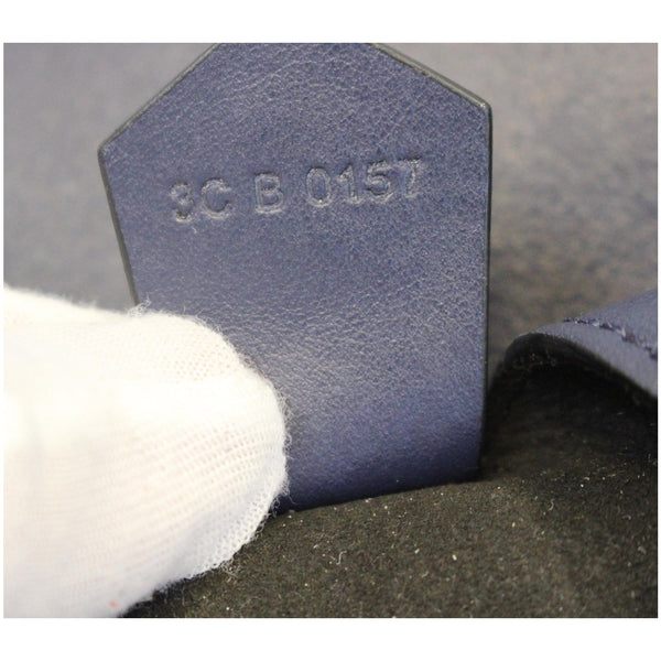 Givenchy Hobo Bag Infinity Medium Leather Blue - givenchy tag