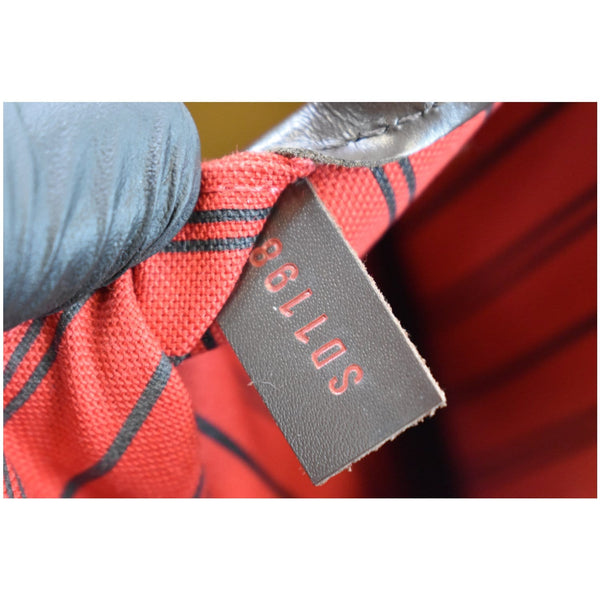 Louis Vuitton Neverfull GM Damier Ebene Shoulder Bag code