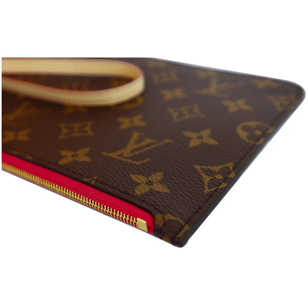 Louis Vuitton Pochette Neverfull MM Monogram Canvas Bag zip focused