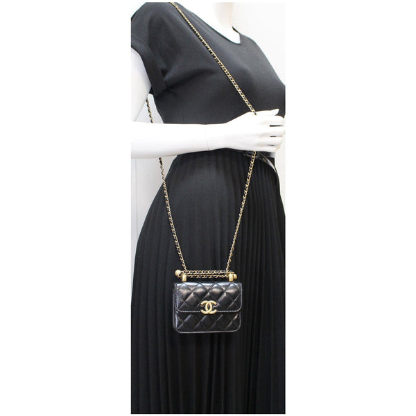 CHANEL 21A Mini Flap Coin Leather Purse Crossbody Bag Black